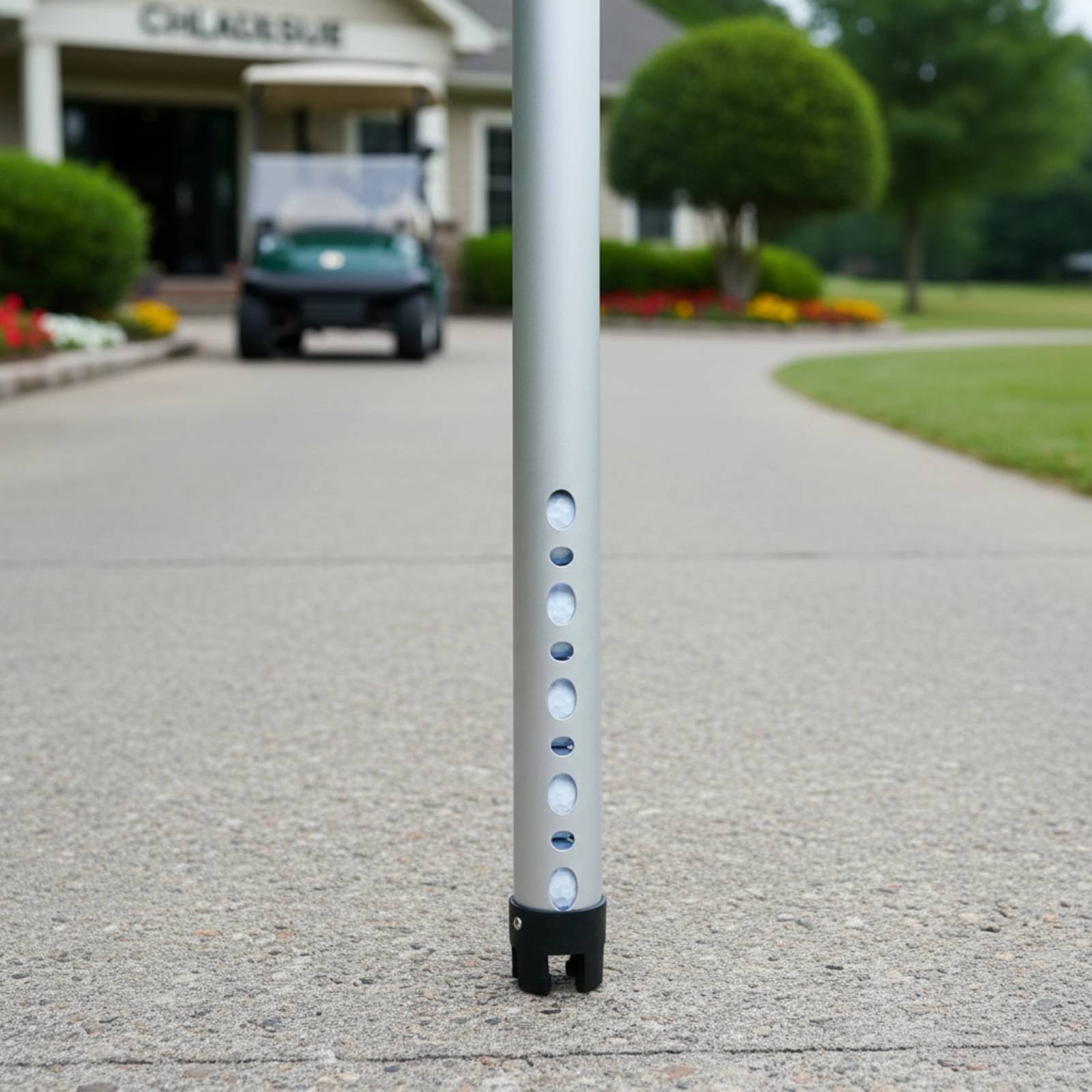 Golf Equipment - ゴルフボールグラバー ポータブルゴルフボールピッカーアッパーチューブ スポーツ用品 大容量 クリップオンデザイン ドライビングレンジ用