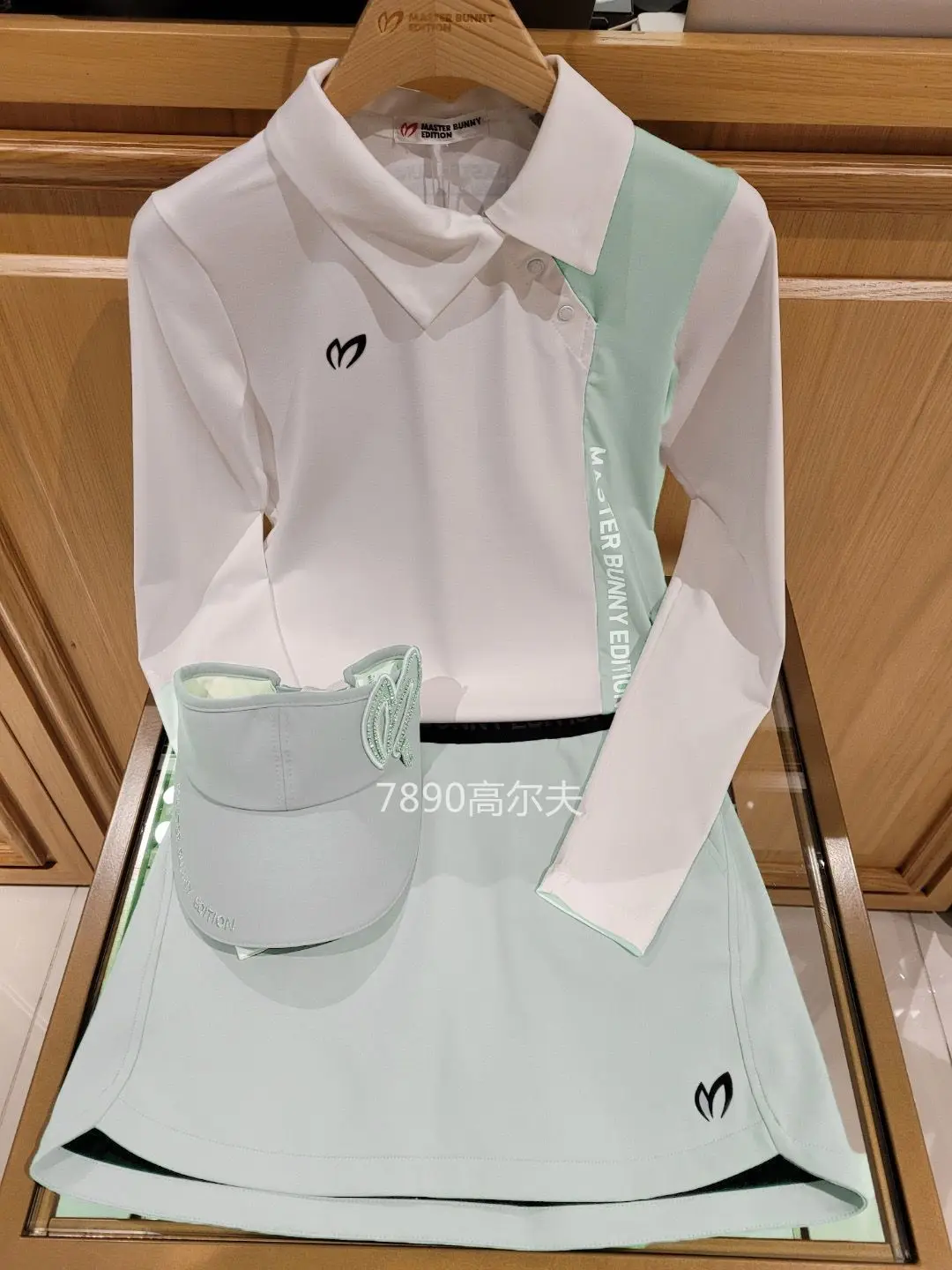 韓国製本格ゴルフ長袖女性用ゴルフウェア 2026年春・秋新作 - Golf Equipment Korea のレビューと価格